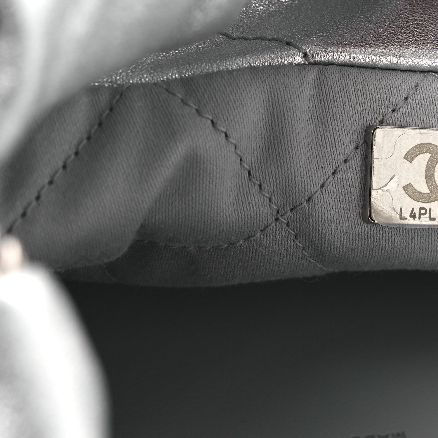 Metallic Lambskin Quilted Mini Chanel 22 Silvery