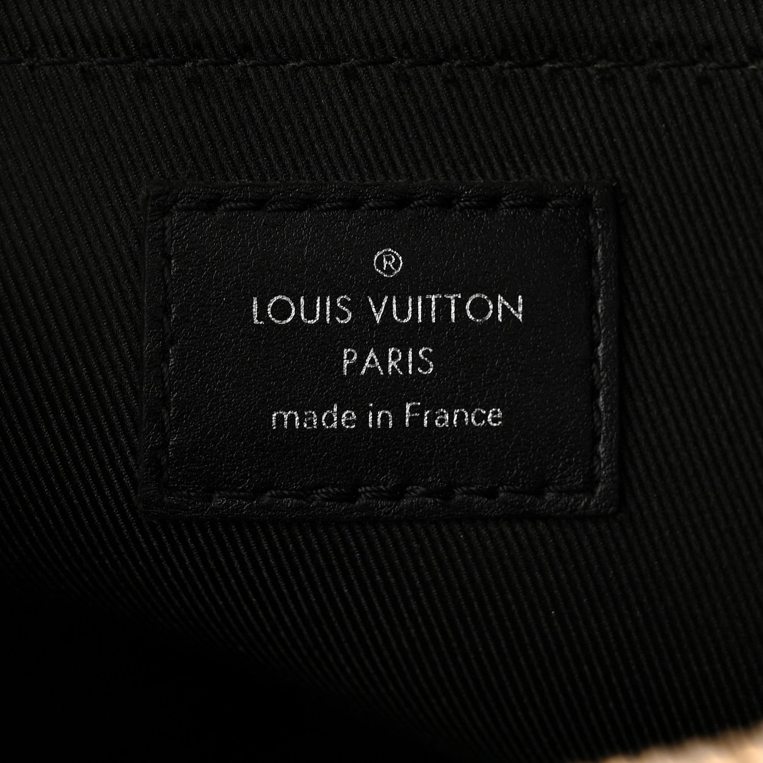 Reverse Monogram Eclipse City Keepall
