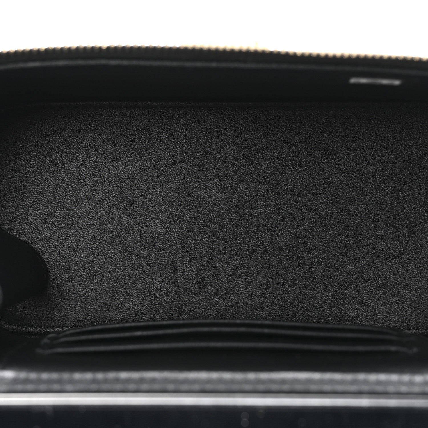 Caviar Quilted Sweetheart Vanity Case Black