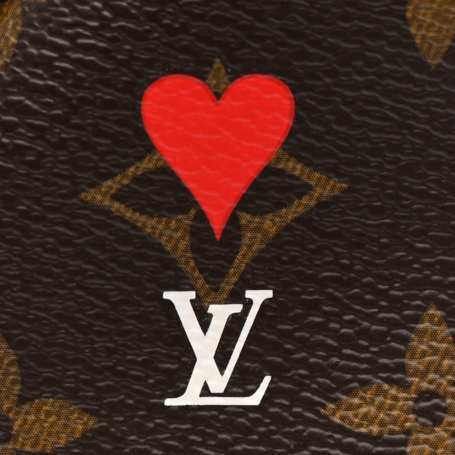Monogram Game On Coeur