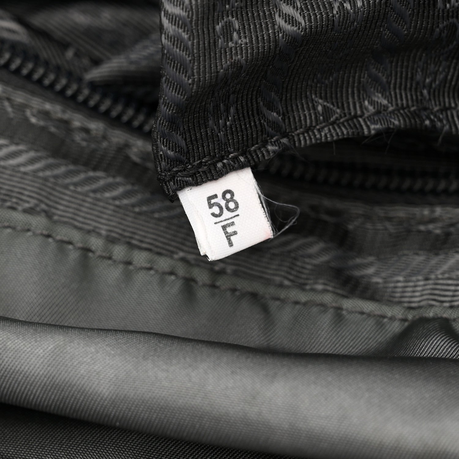 Tessuto Nylon Saffiano Medium Backpack Anthracite