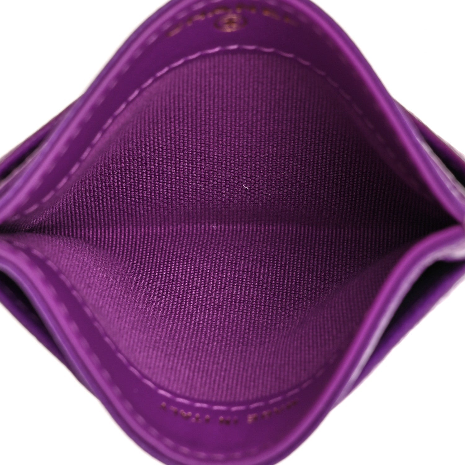 Caviar Quilted Card Holder Purple