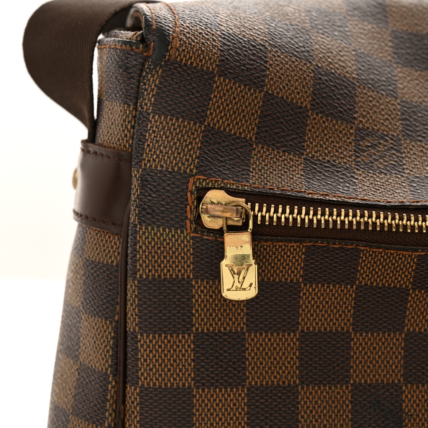 Damier Ebene Melville Messenger Bag