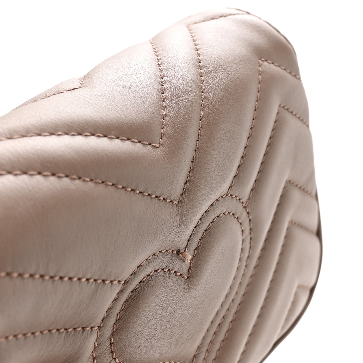 Calfskin Matelasse Super Mini GG Marmont Shoulder Bag Porcelain Rose