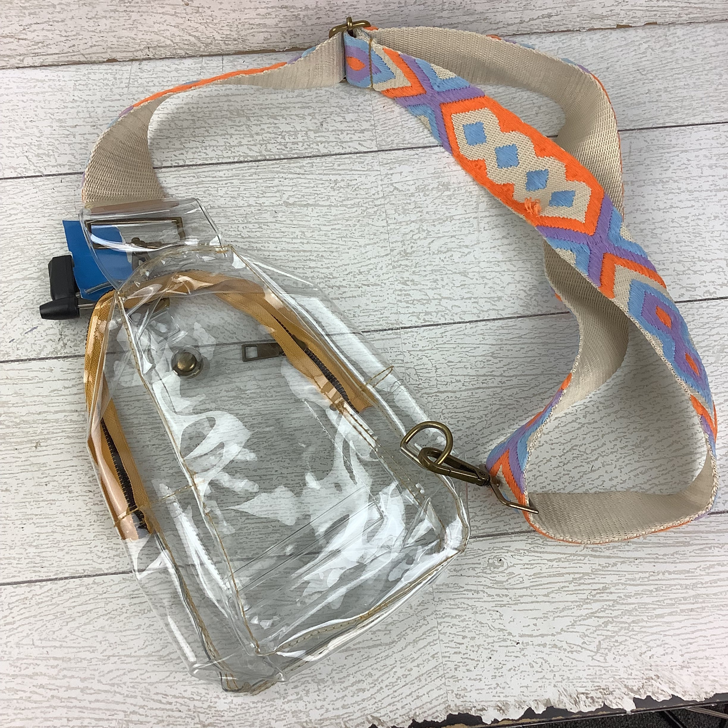 Crossbody By Clothes Mentor, Size: Medium