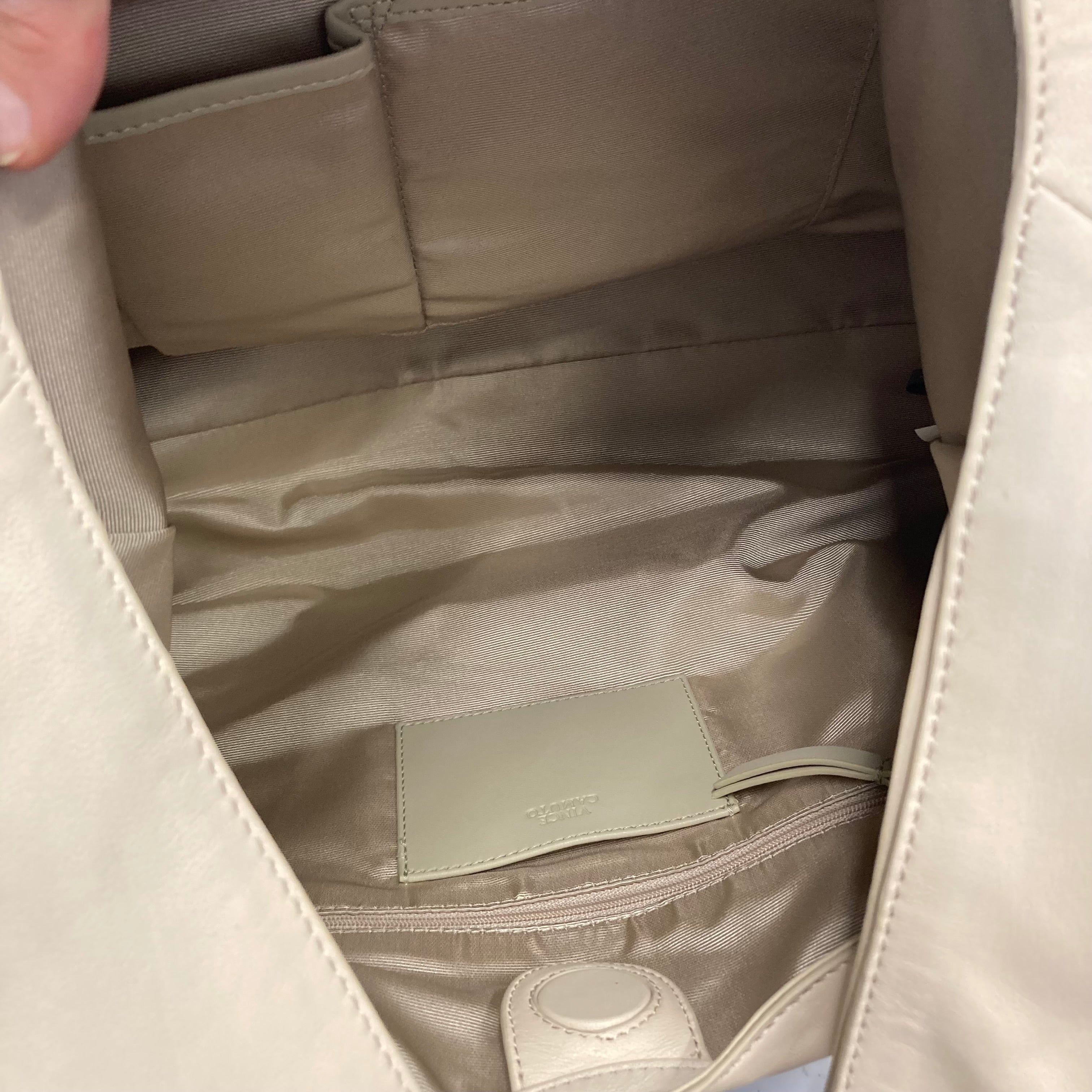 Handbag Leather By Vince Camuto In Cream, Size:Large
