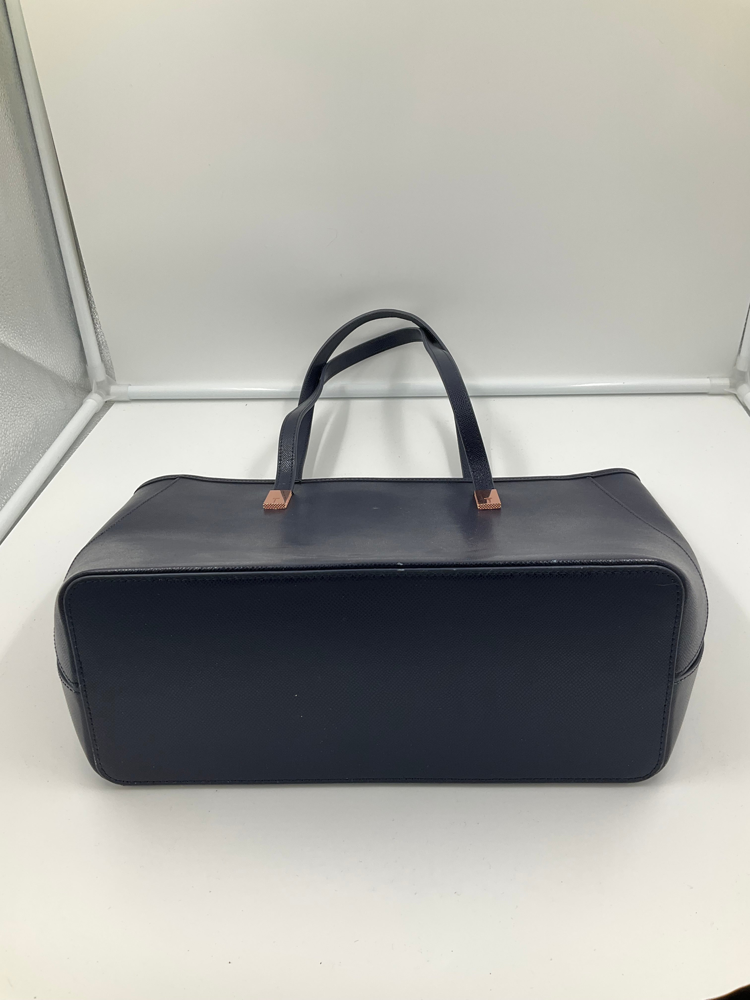 Handbag By Ted Baker In Floral Print, Size:Medium