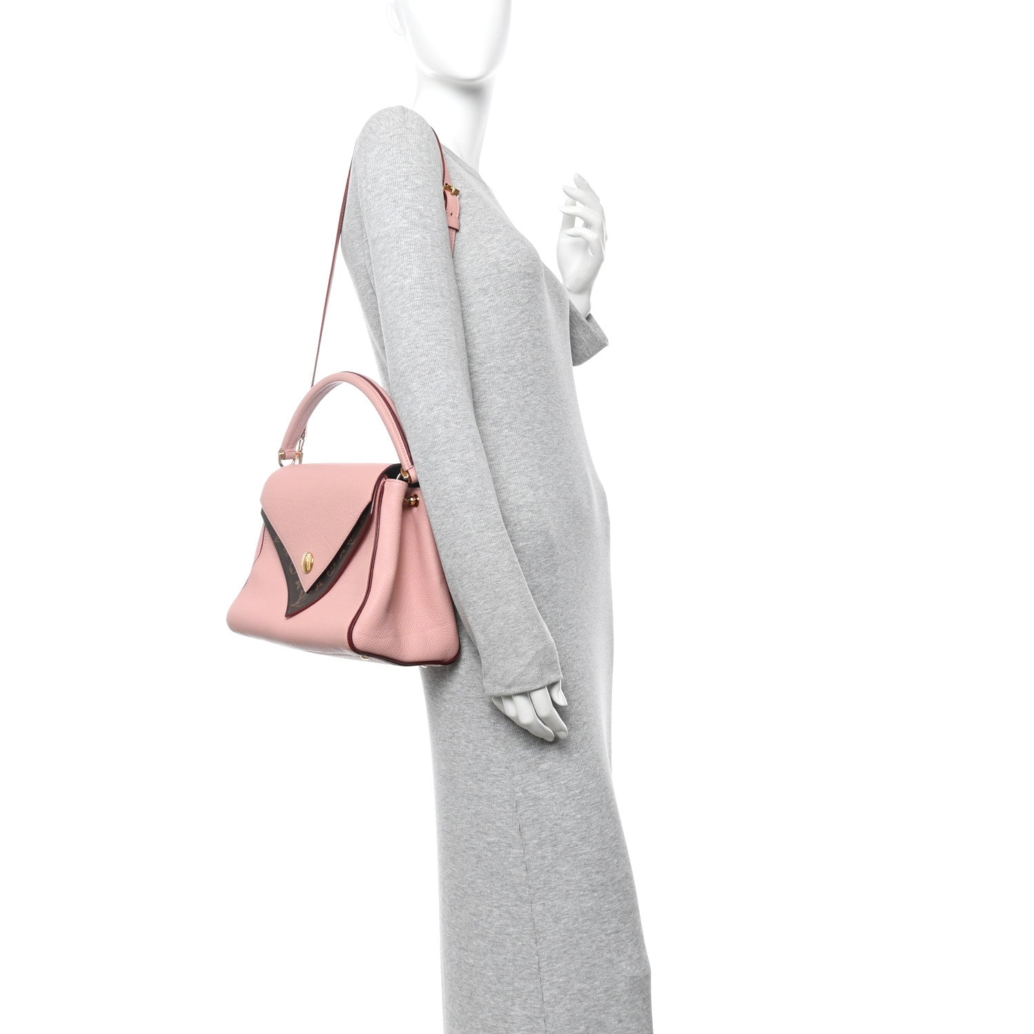 Grained Calfskin Monogram Double V Rose Poudre