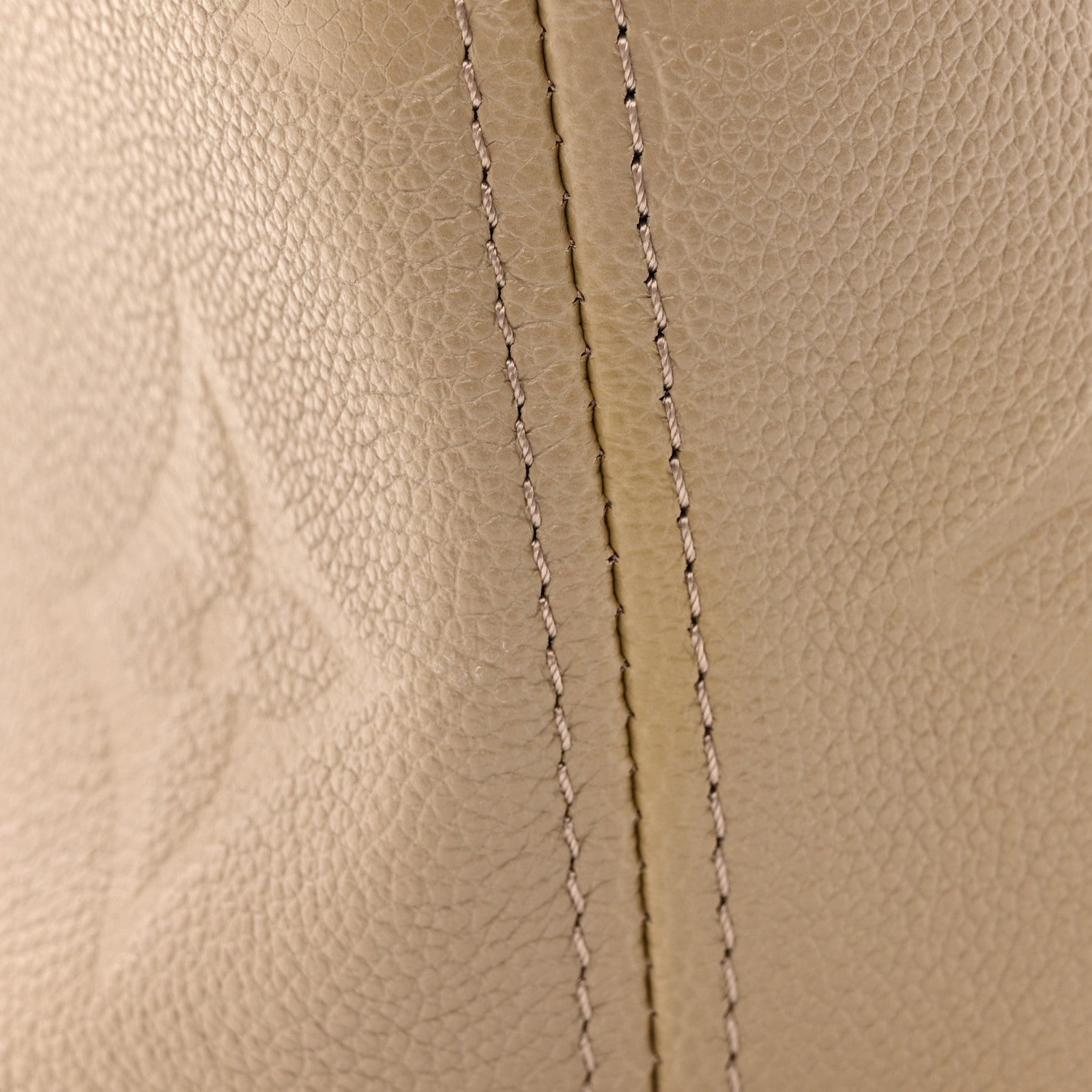 Empreinte Monogram Giant Neverfull MM Tourterelle