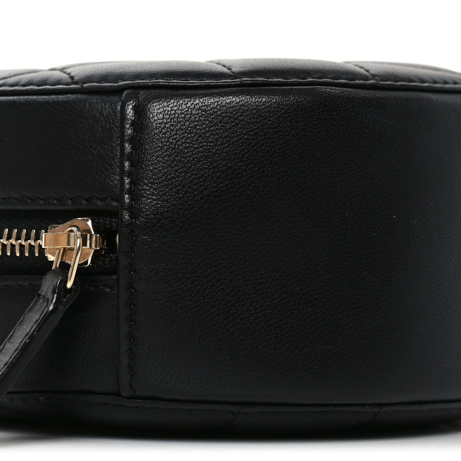 Lambskin Quilted Round Pearl Crush Clutch With Chain Black