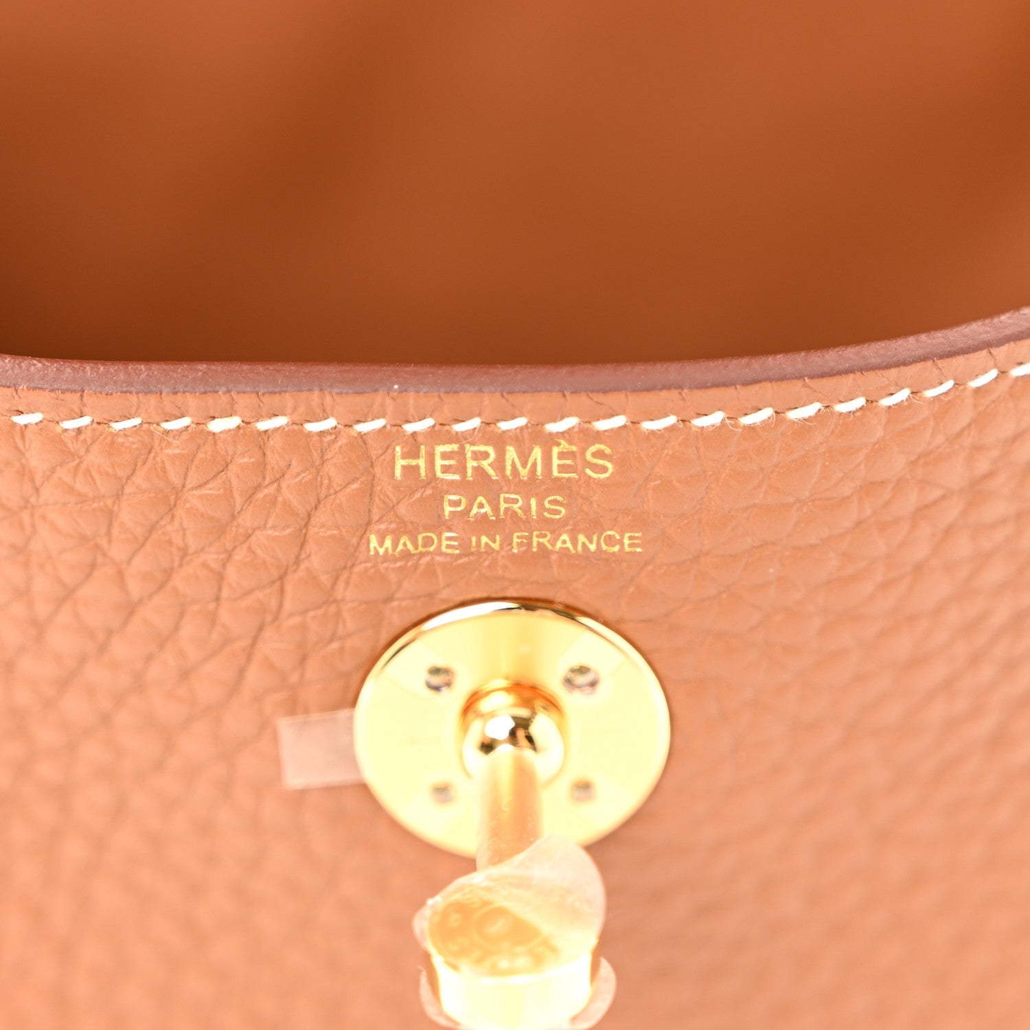 Taurillon Clemence Mini Lindy 20 Gold