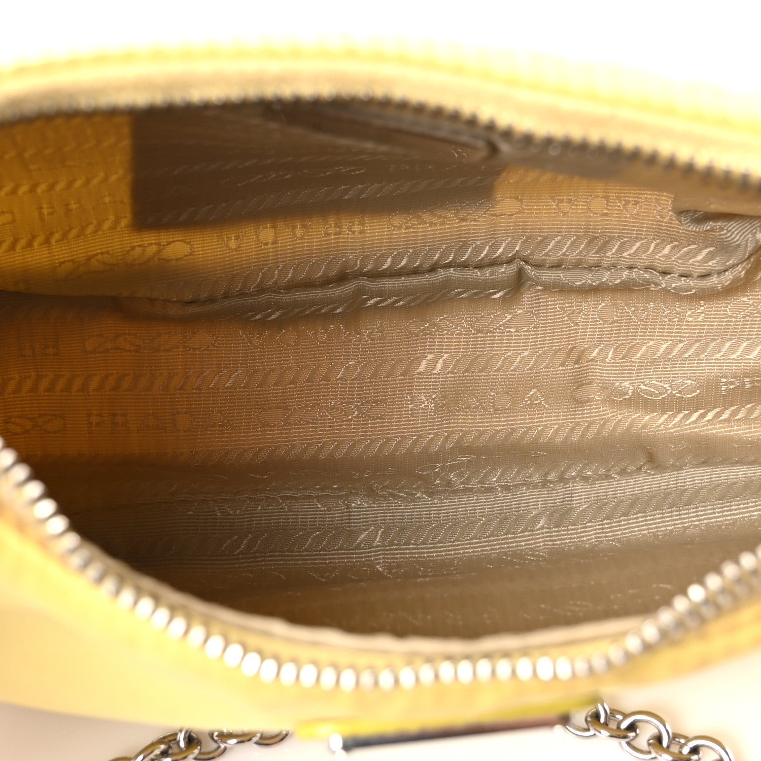 Nylon Saffiano Re-Edition 2005 Shoulder Bag Ananas