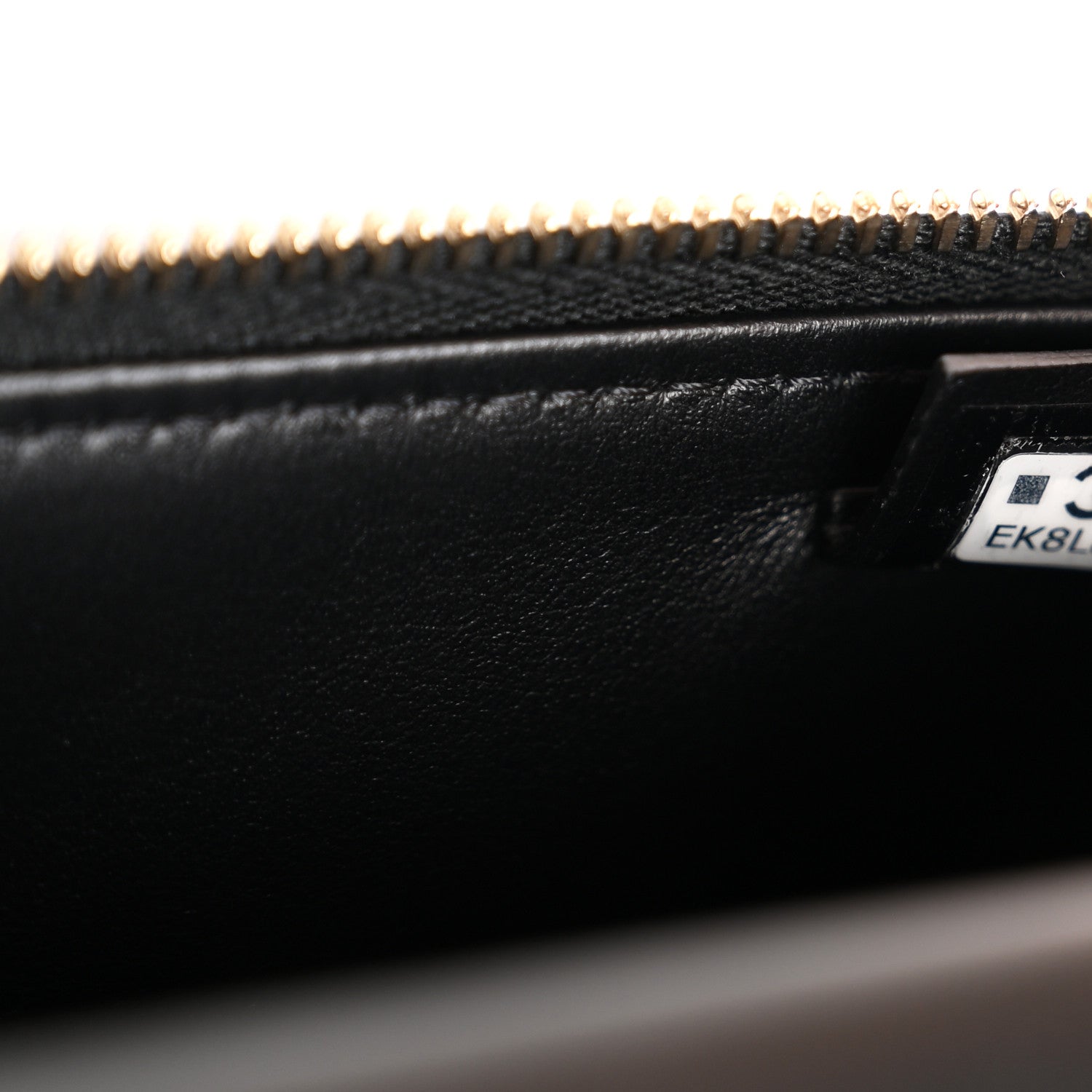 Caviar Quilted Trendy Handle Slim Vanity Black