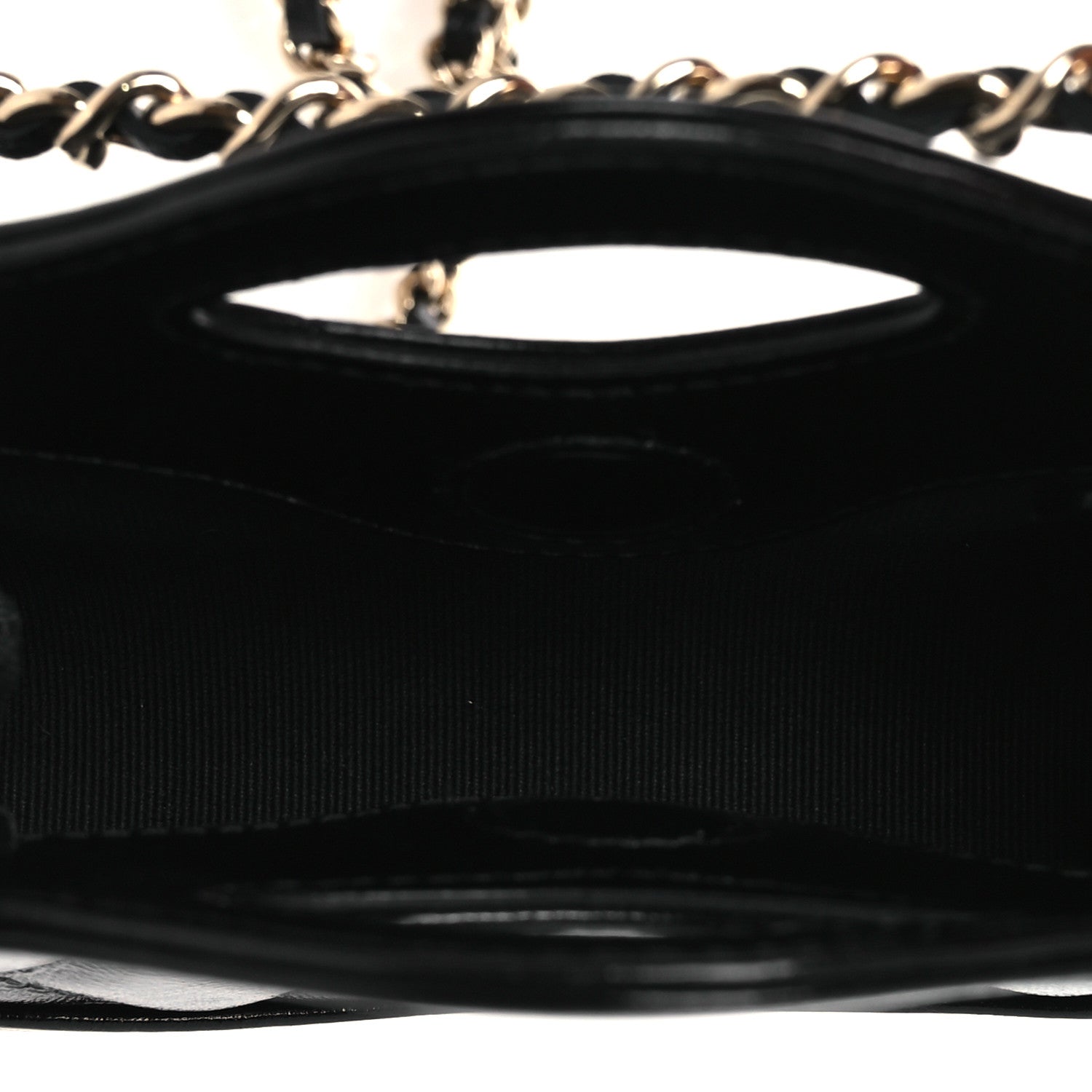 Shiny Lambskin Quilted Micro 31 Clutch With Chain Black