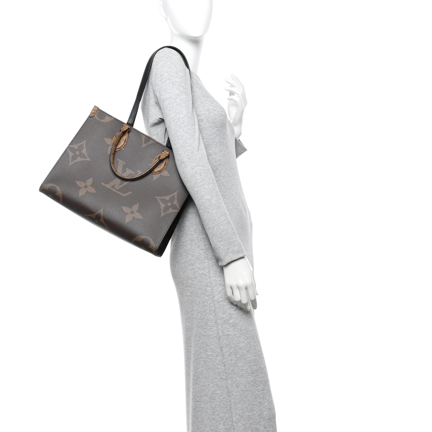 Reverse Monogram Giant Onthego MM