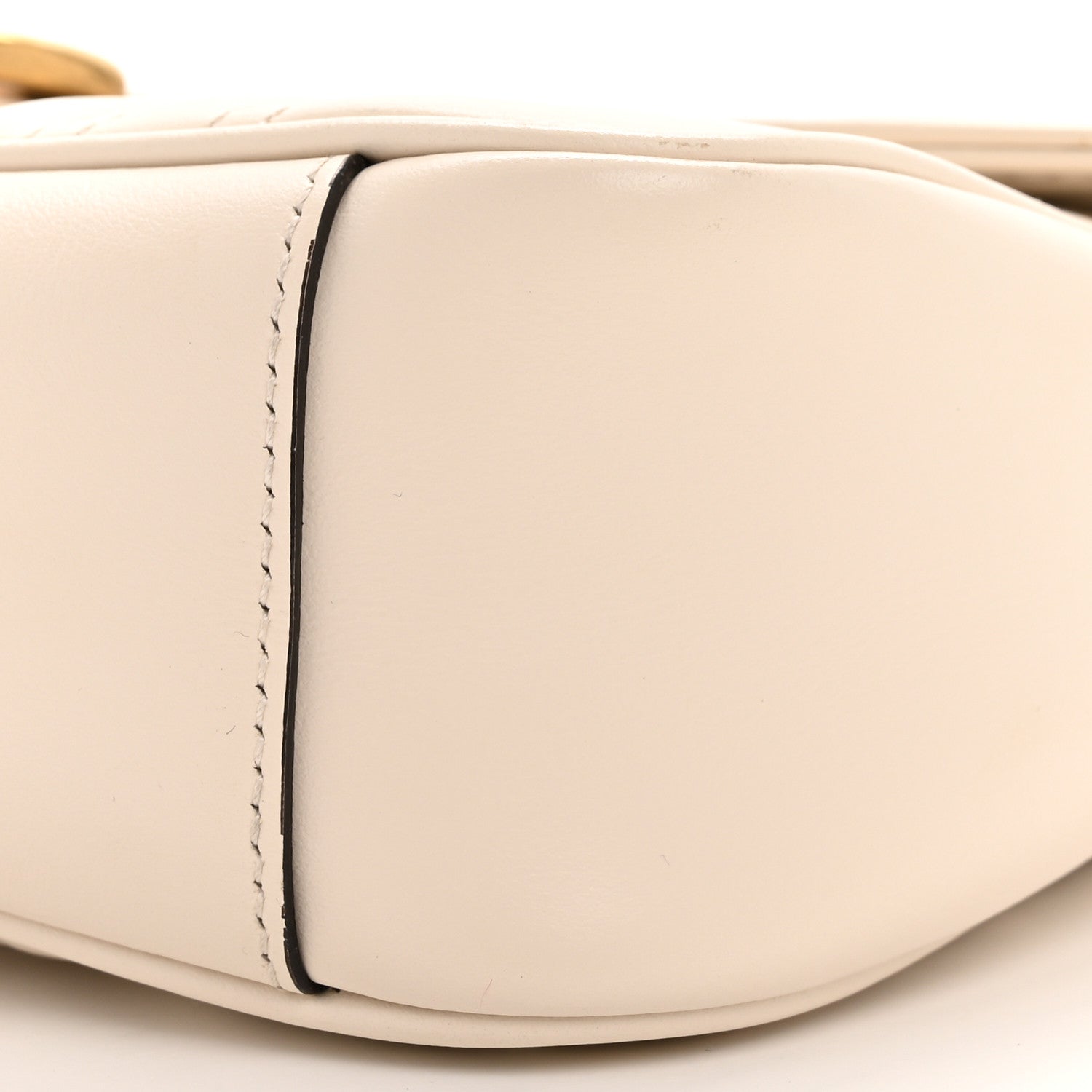 Calfskin Matelasse Small GG Marmont Shoulder Bag White