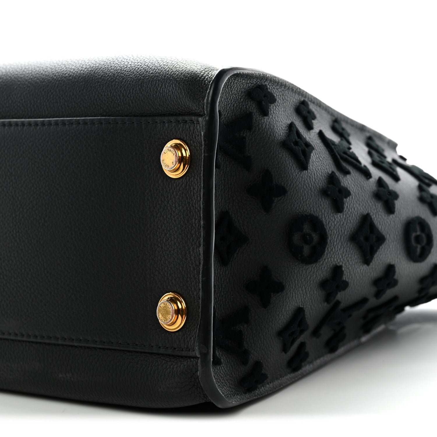 Calfskin Monogram Tufting On My Side Black