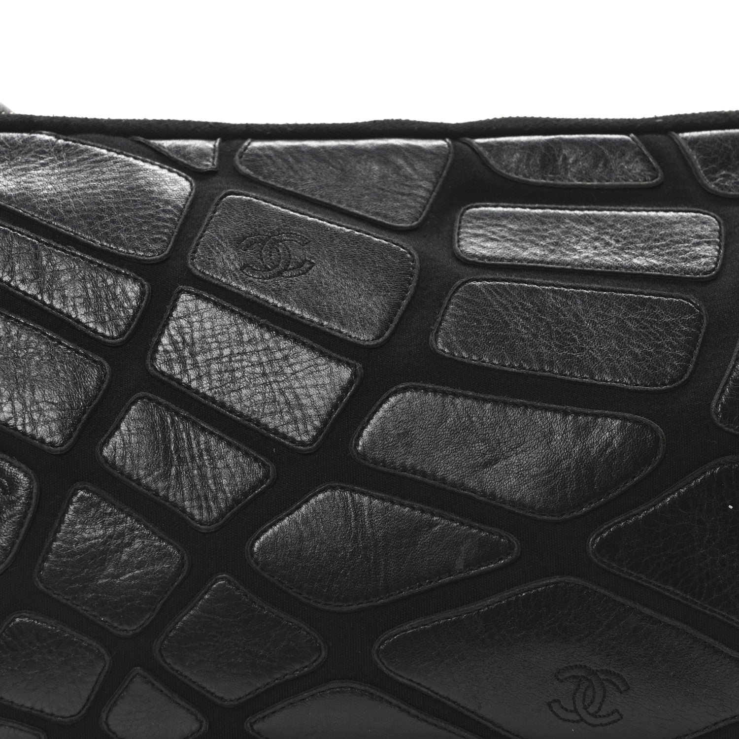 Lambskin Jersey Scales Camera Case Black