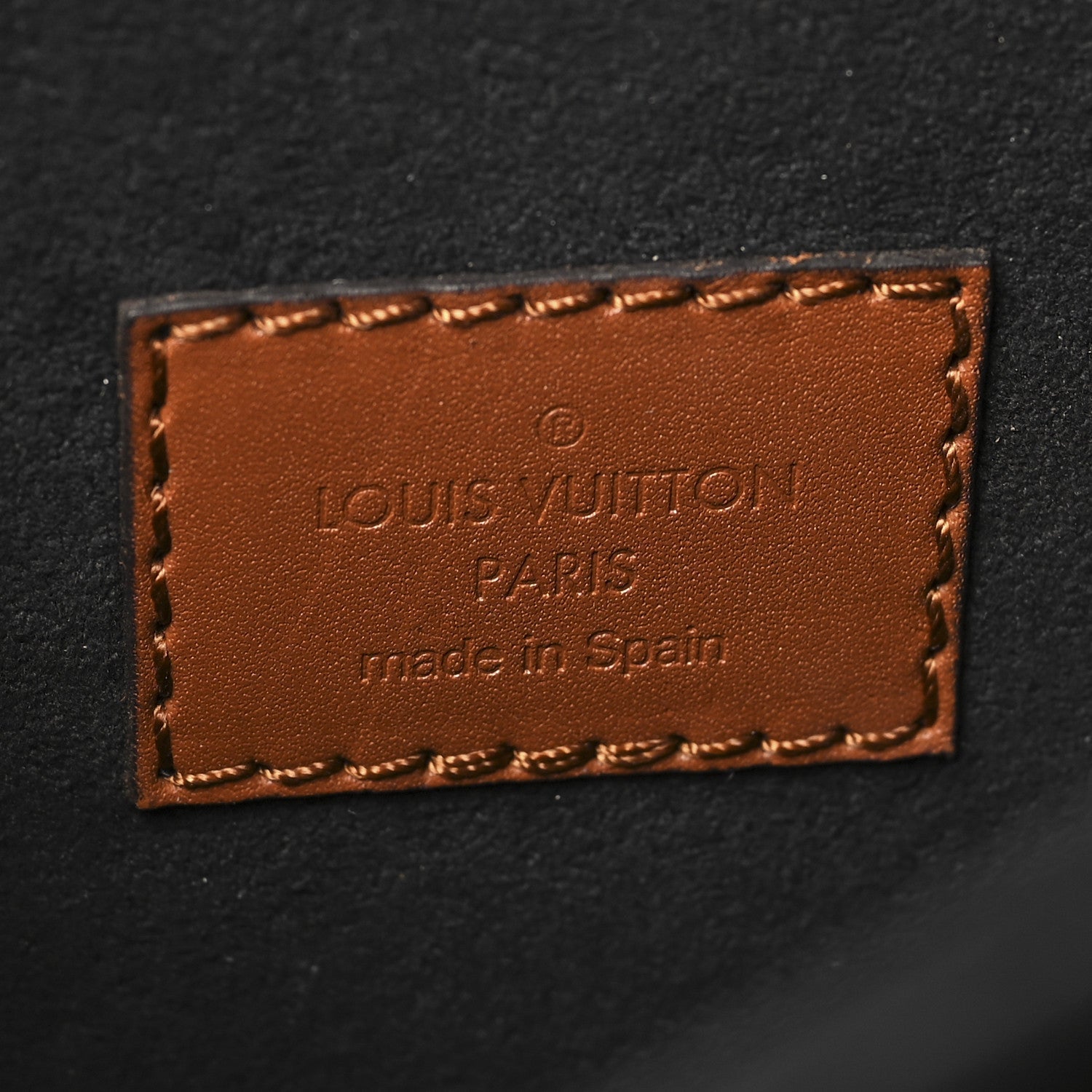 Reverse Monogram Dauphine MM