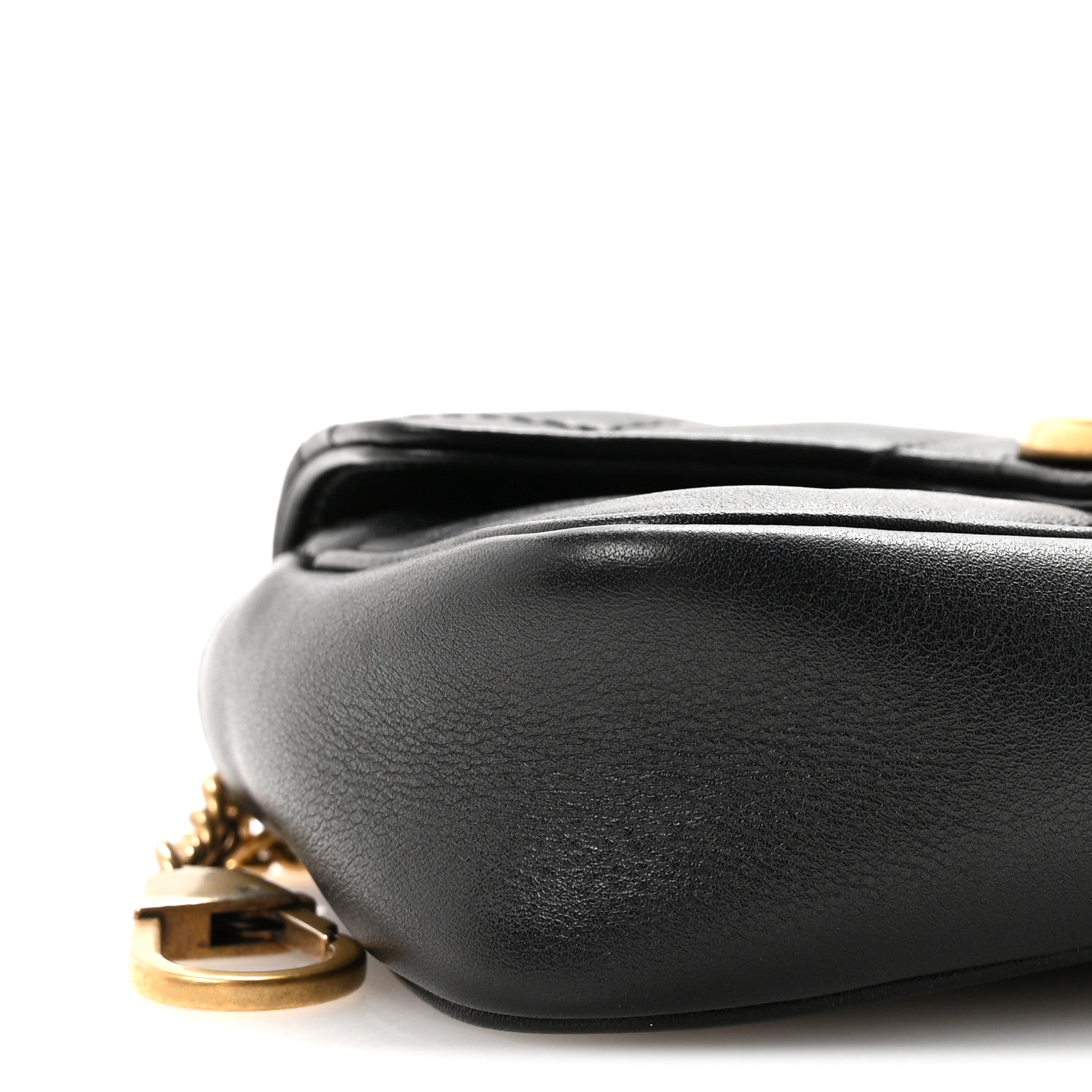 Calfskin Matelasse Super Mini GG Marmont Shoulder Bag Black