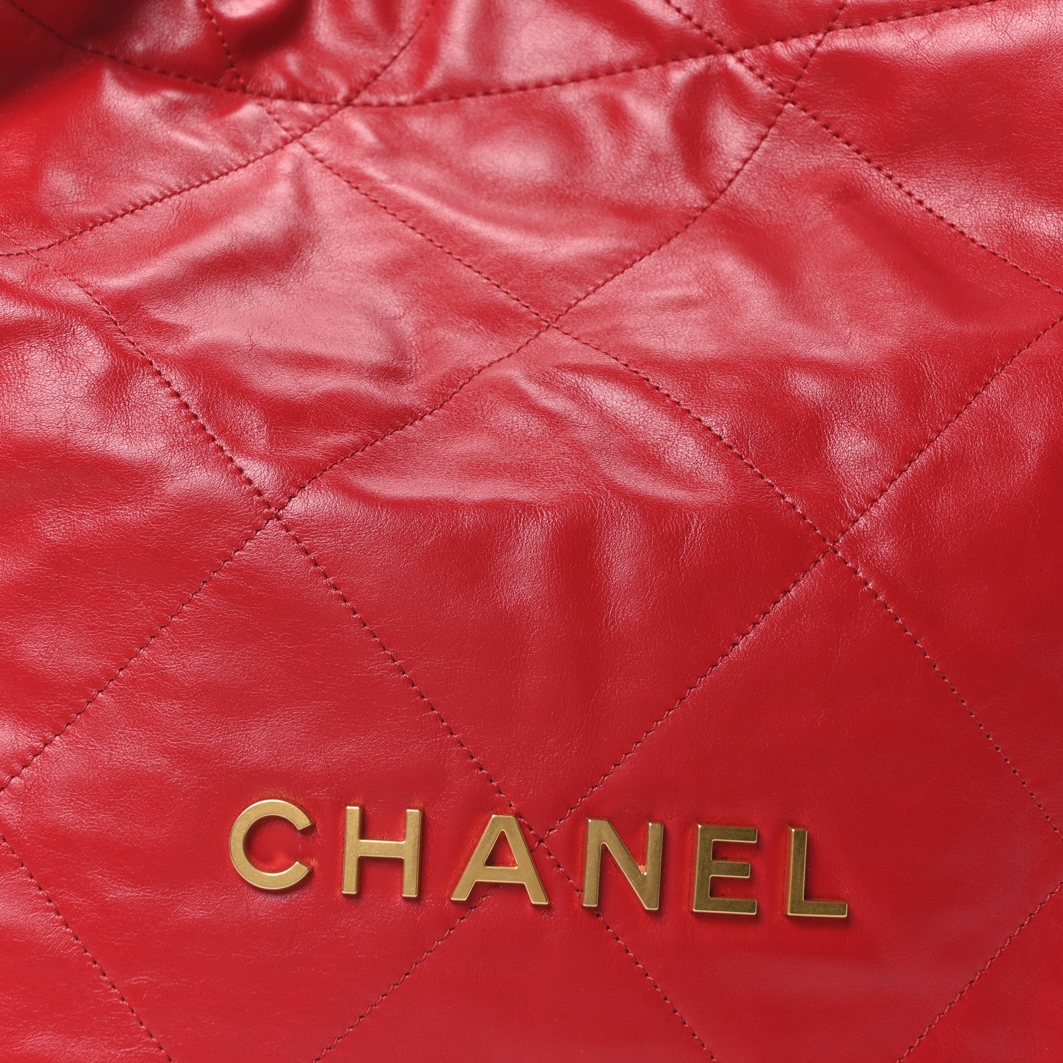 Shiny Calfskin Quilted Chanel 22 Red