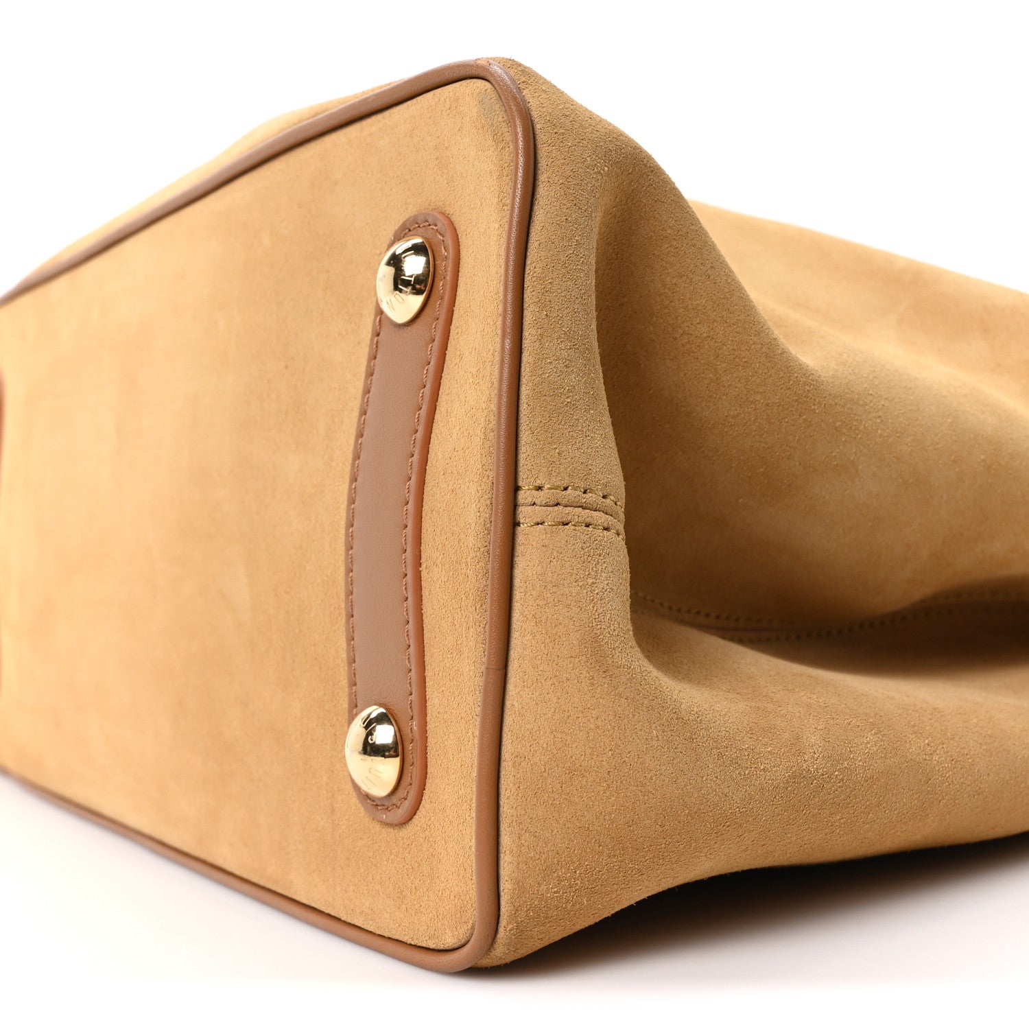 Suede Calfskin Shearling Capucines GM Souple Beige