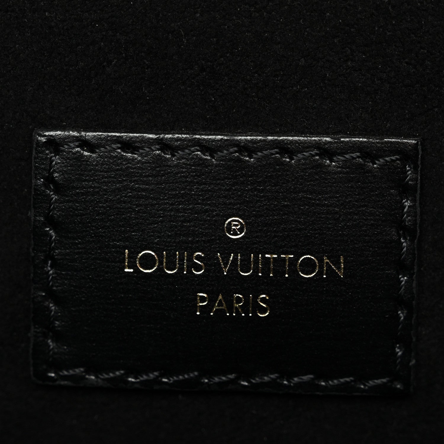 Reverse Monogram Pochette Metis