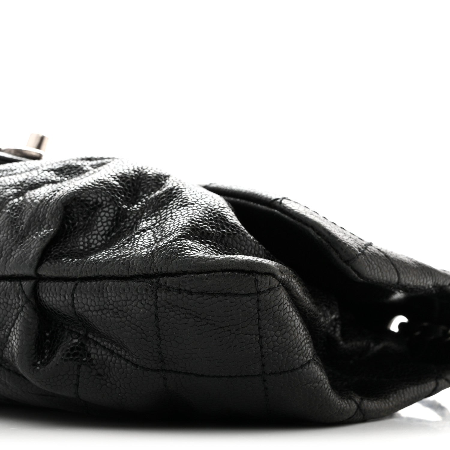 Caviar Quilted Medium Elastic Flap Black