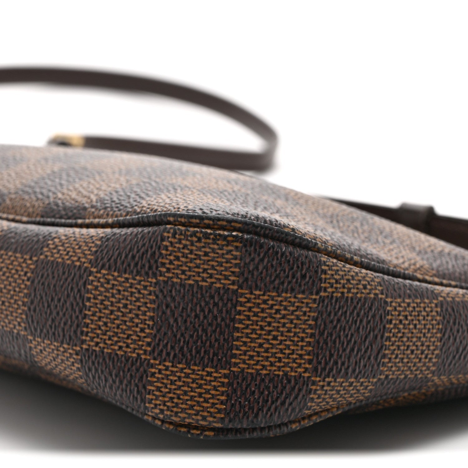 Damier Accessories Pochette Long Strap