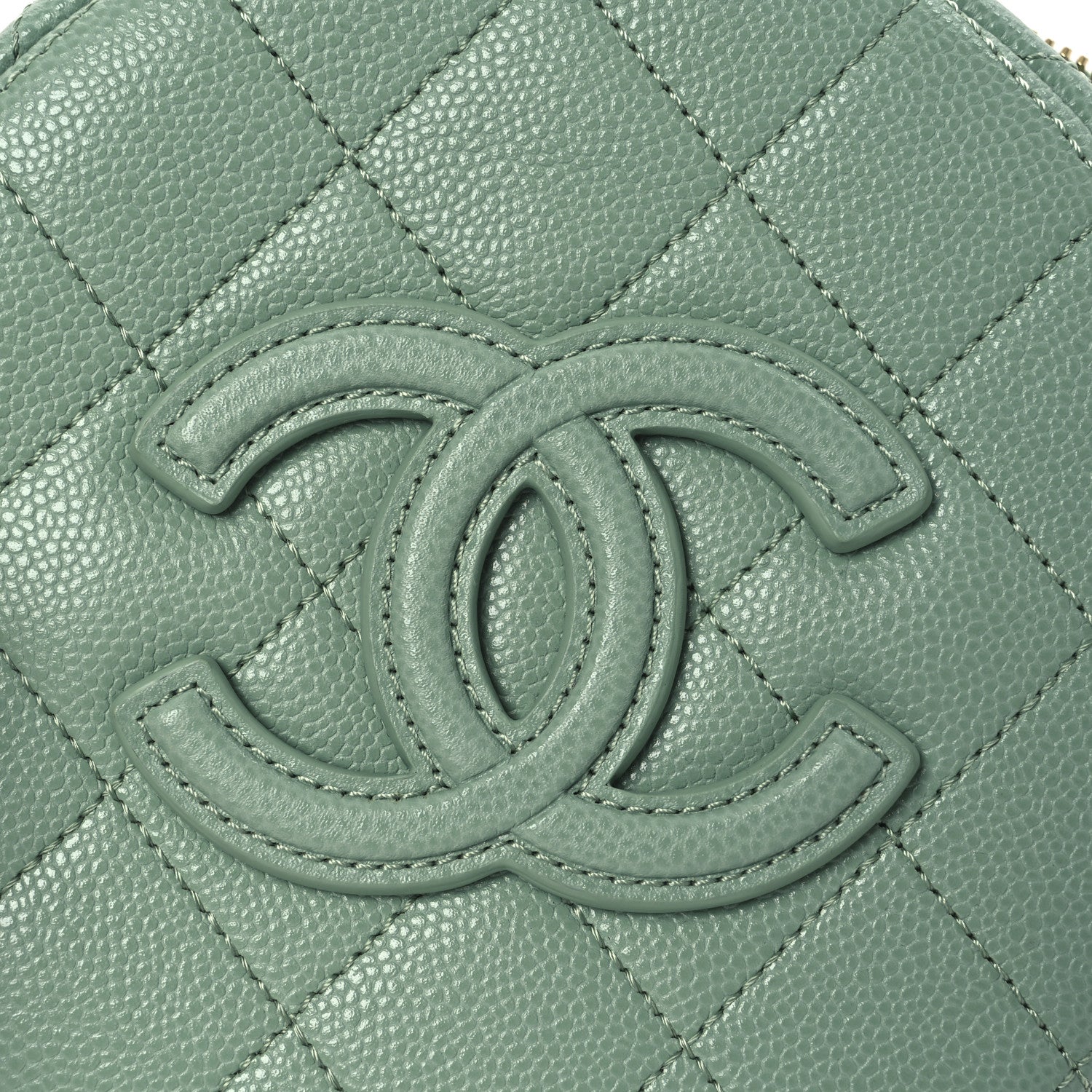 Caviar Quilted Small Round Vanity With Chain Light Green