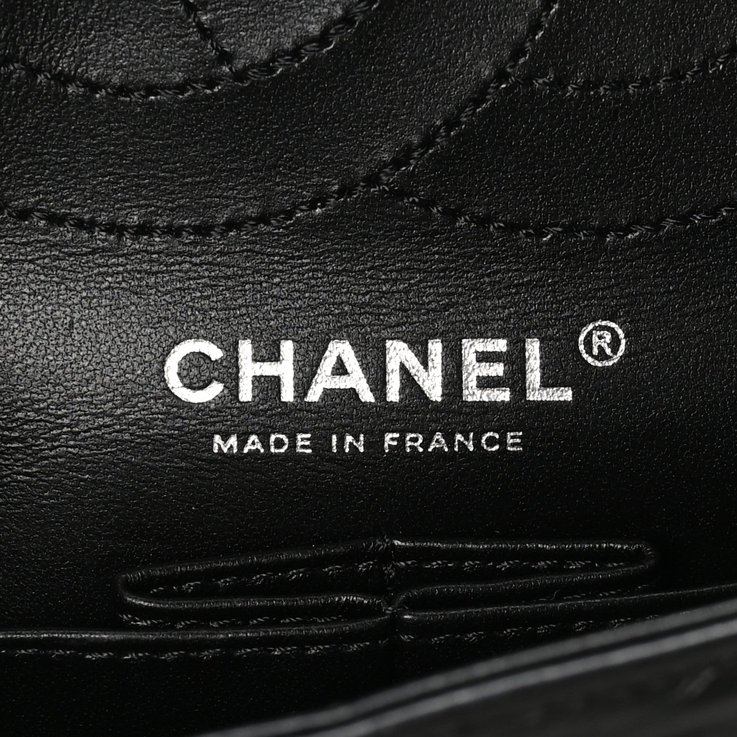 Aged Calfskin Chevron Quilted 2.55 Reissue 225 Flap Black