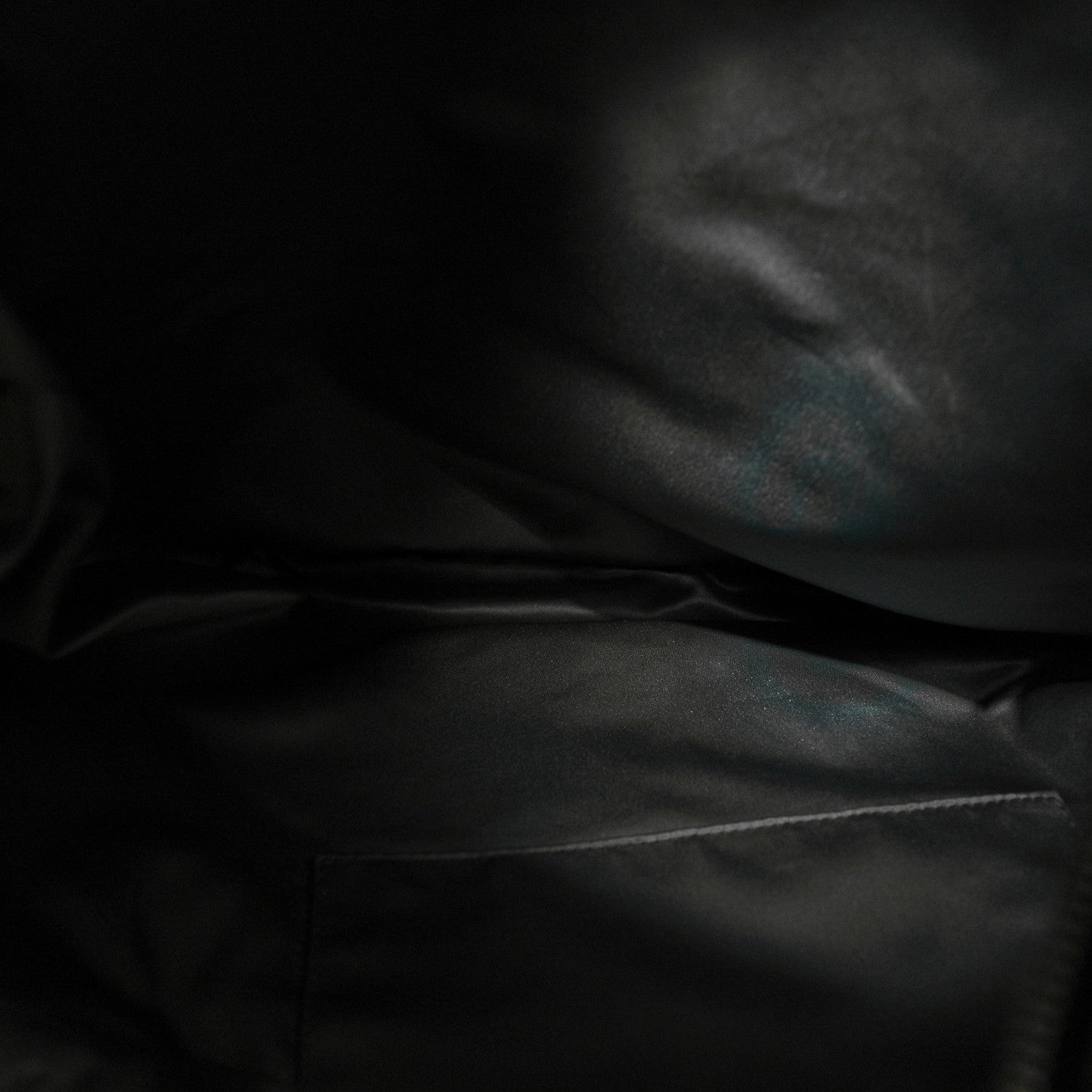 Snakeskin Rock and Chain Hobo Black