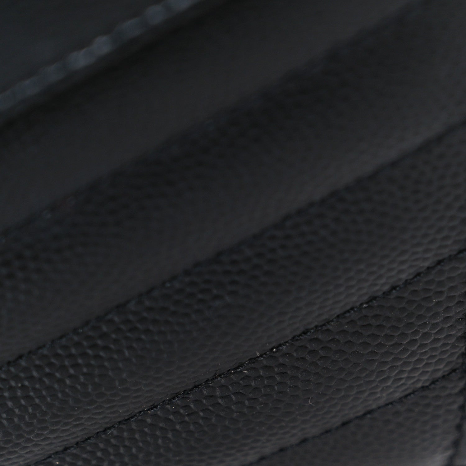 Grain De Poudre Matelasse Chevron Monogram Chain Wallet Black