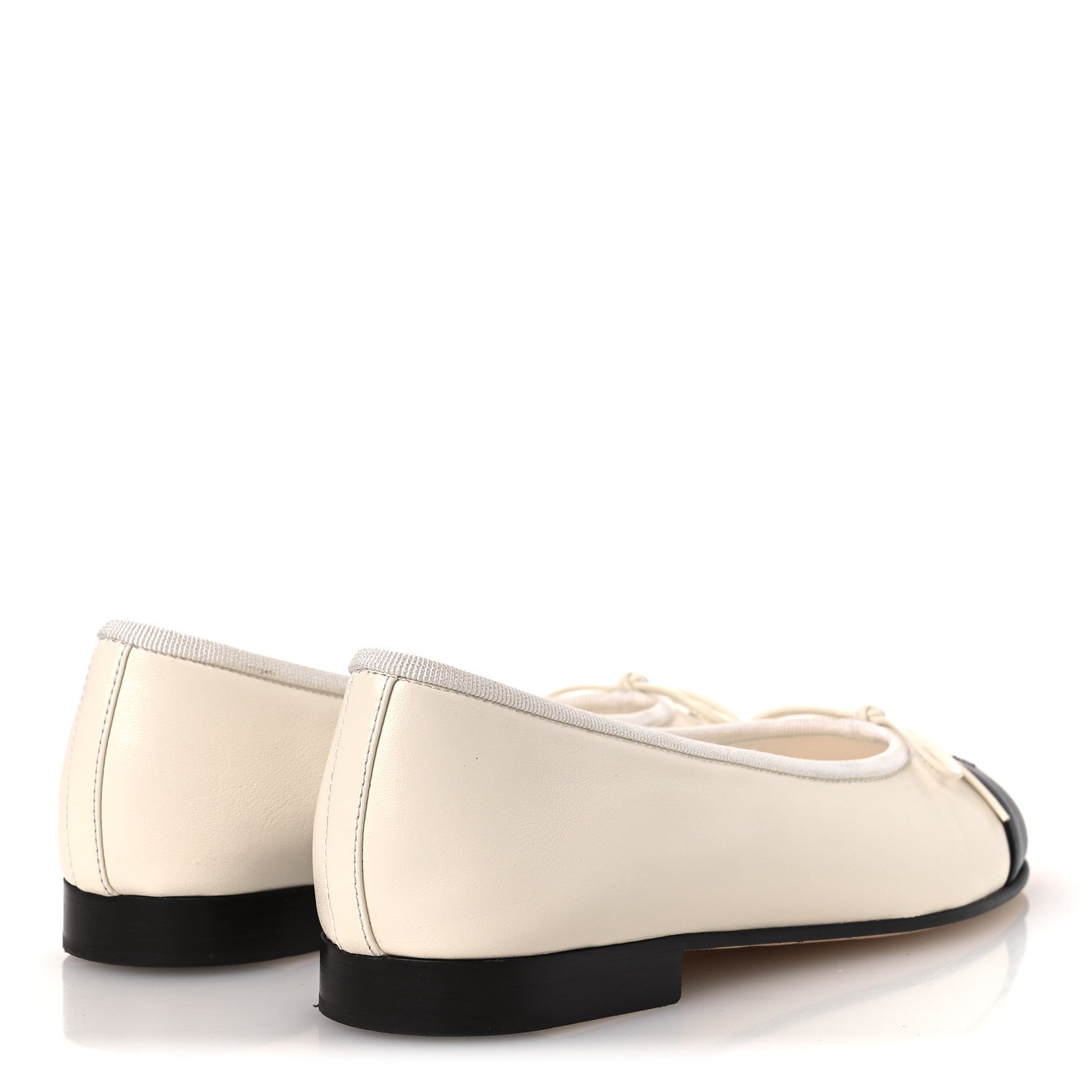 Lambskin Cap Toe CC Ballerina Flats 35 White Black