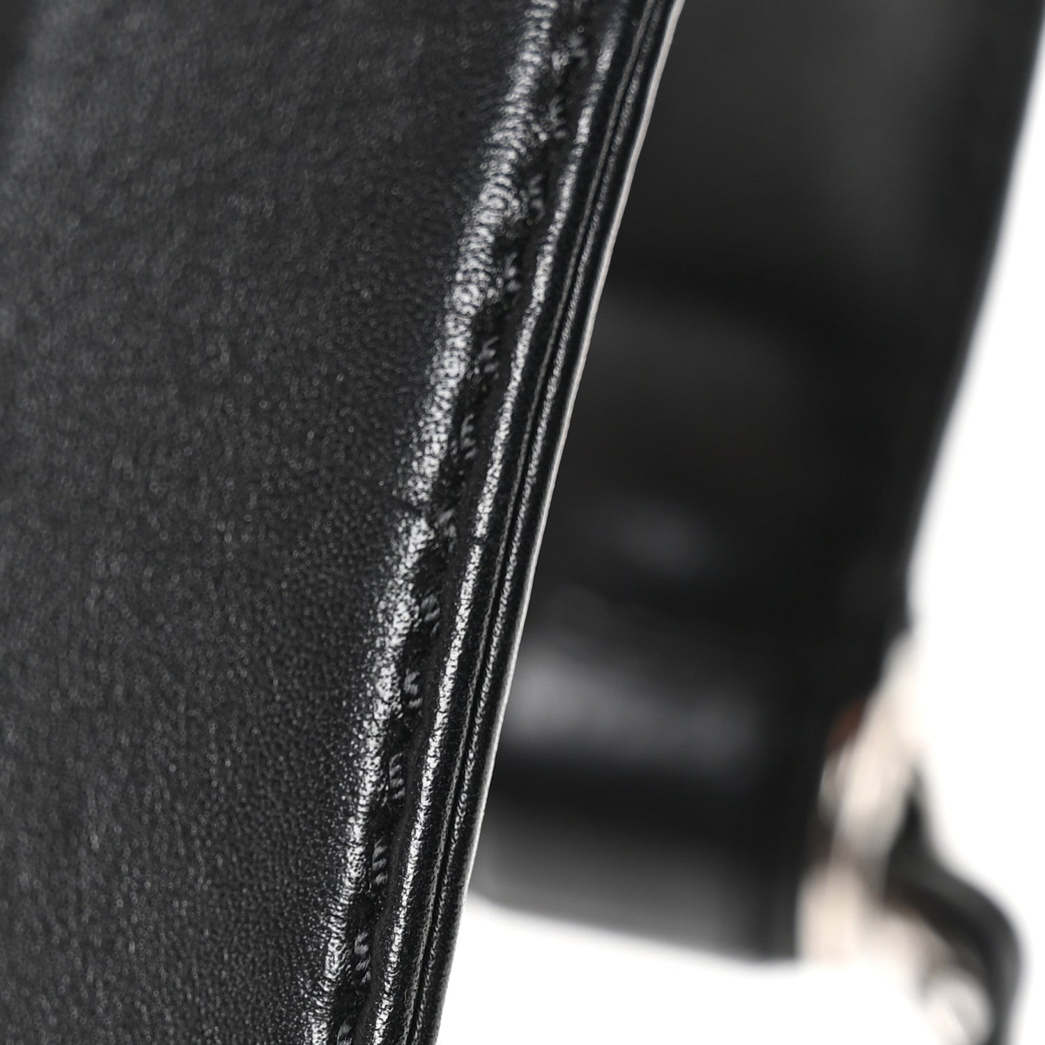 Calfskin Expandable Flap Black
