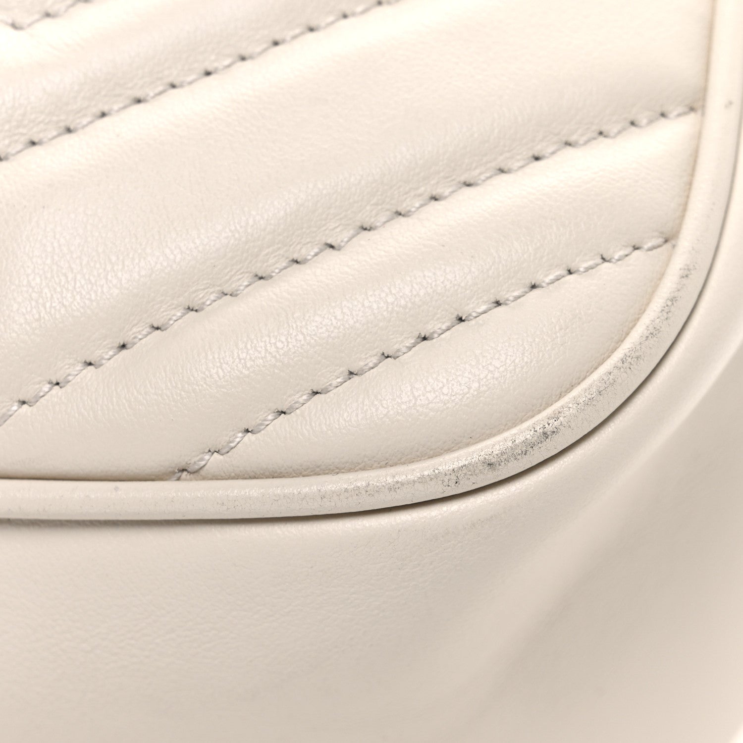 Calfskin Matelasse Small GG Marmont Chain Shoulder Bag White