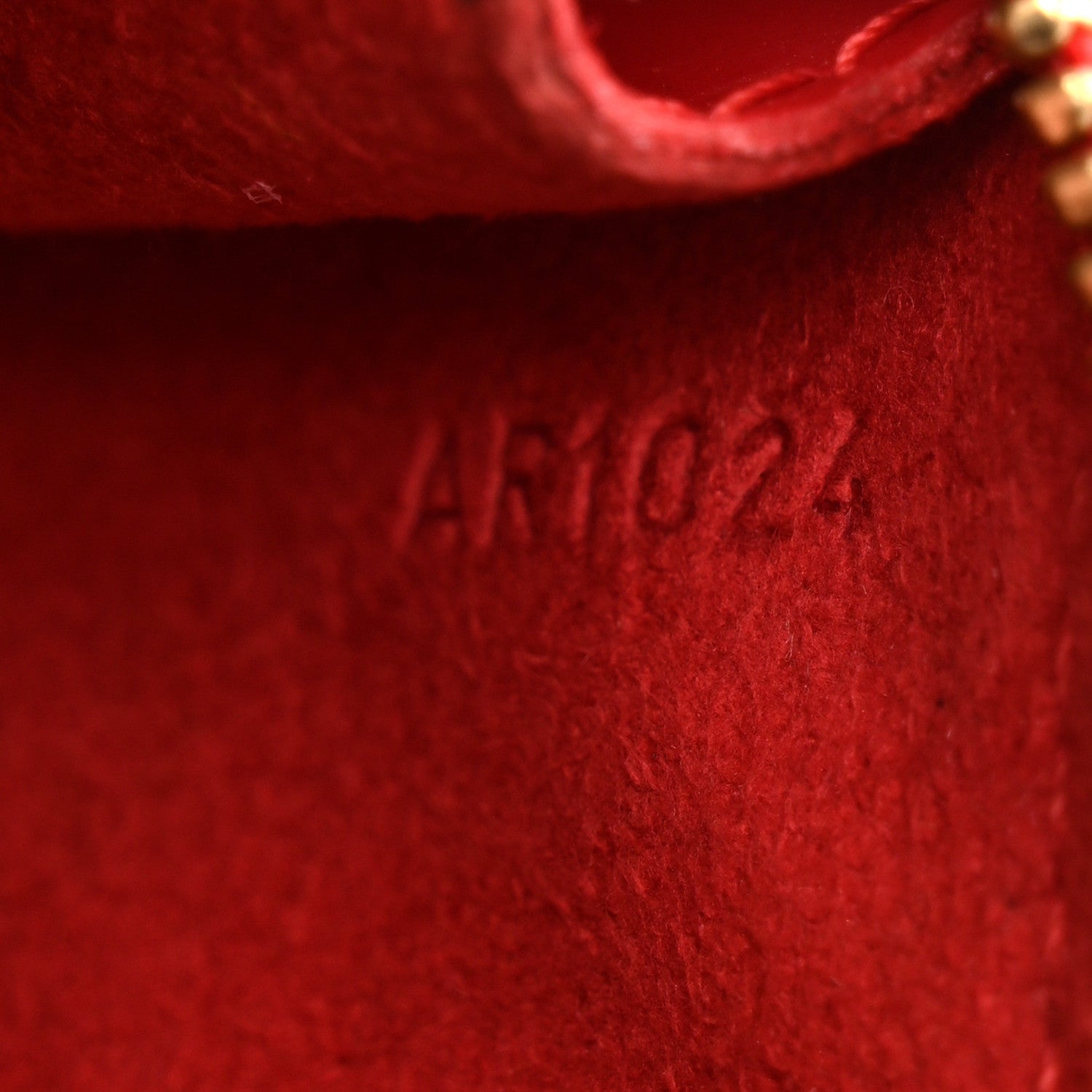 Epi Pochette Accessories 21 Castillan Red