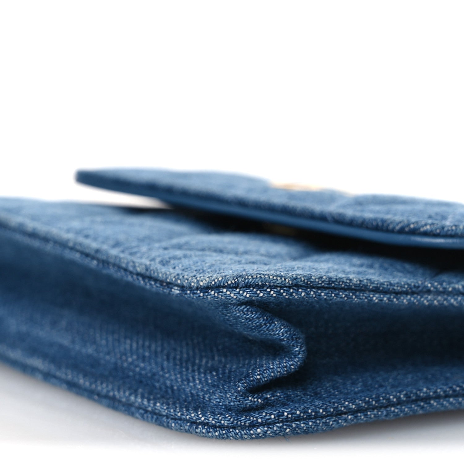 Denim Quilted CC Pearl Crush Clutch With Chain Blue