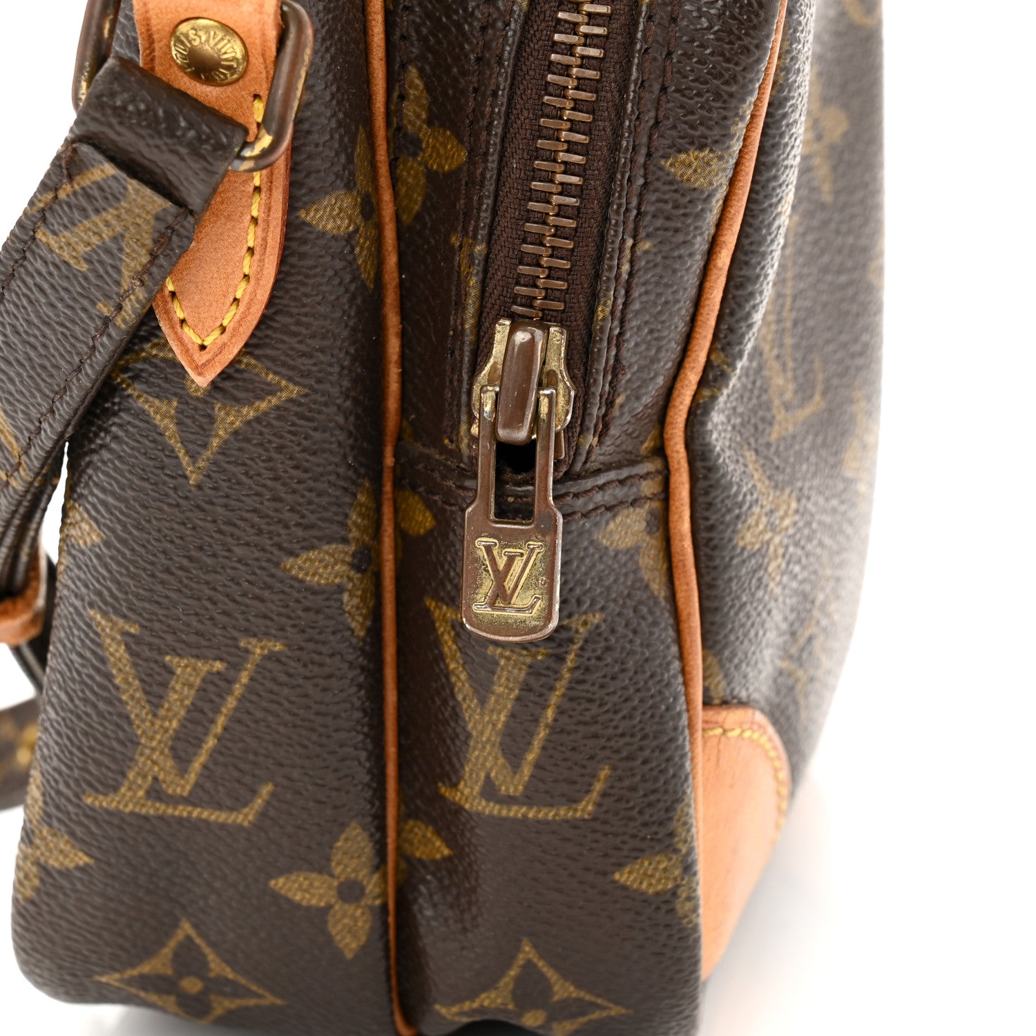 Monogram Amazone