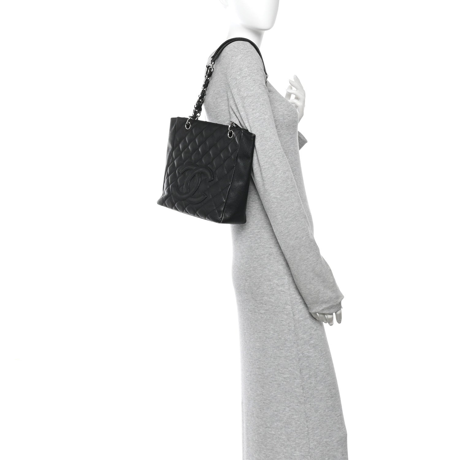 Caviar Quilted Petit Shopping Tote PST Black