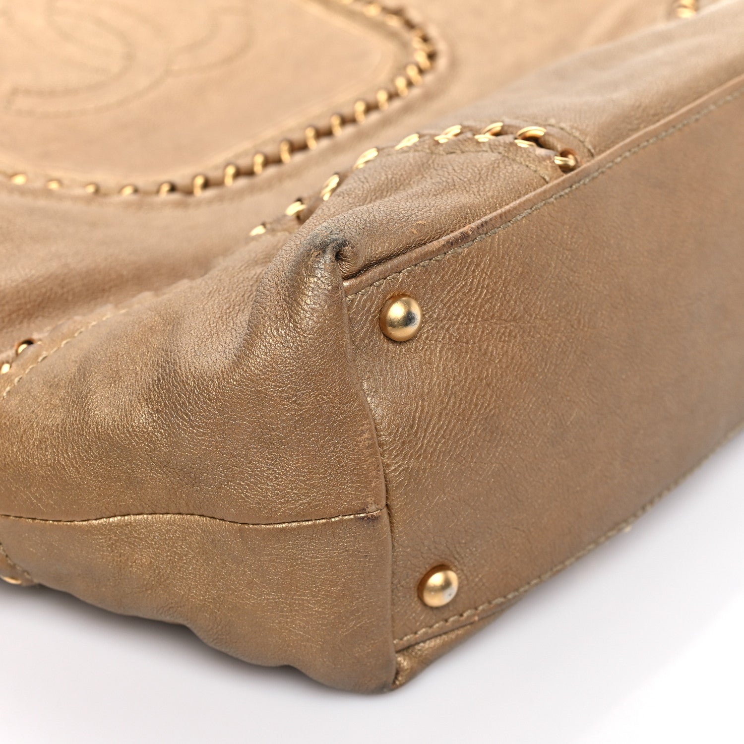 Metallic Calfskin Luxe Ligne Tote Gold