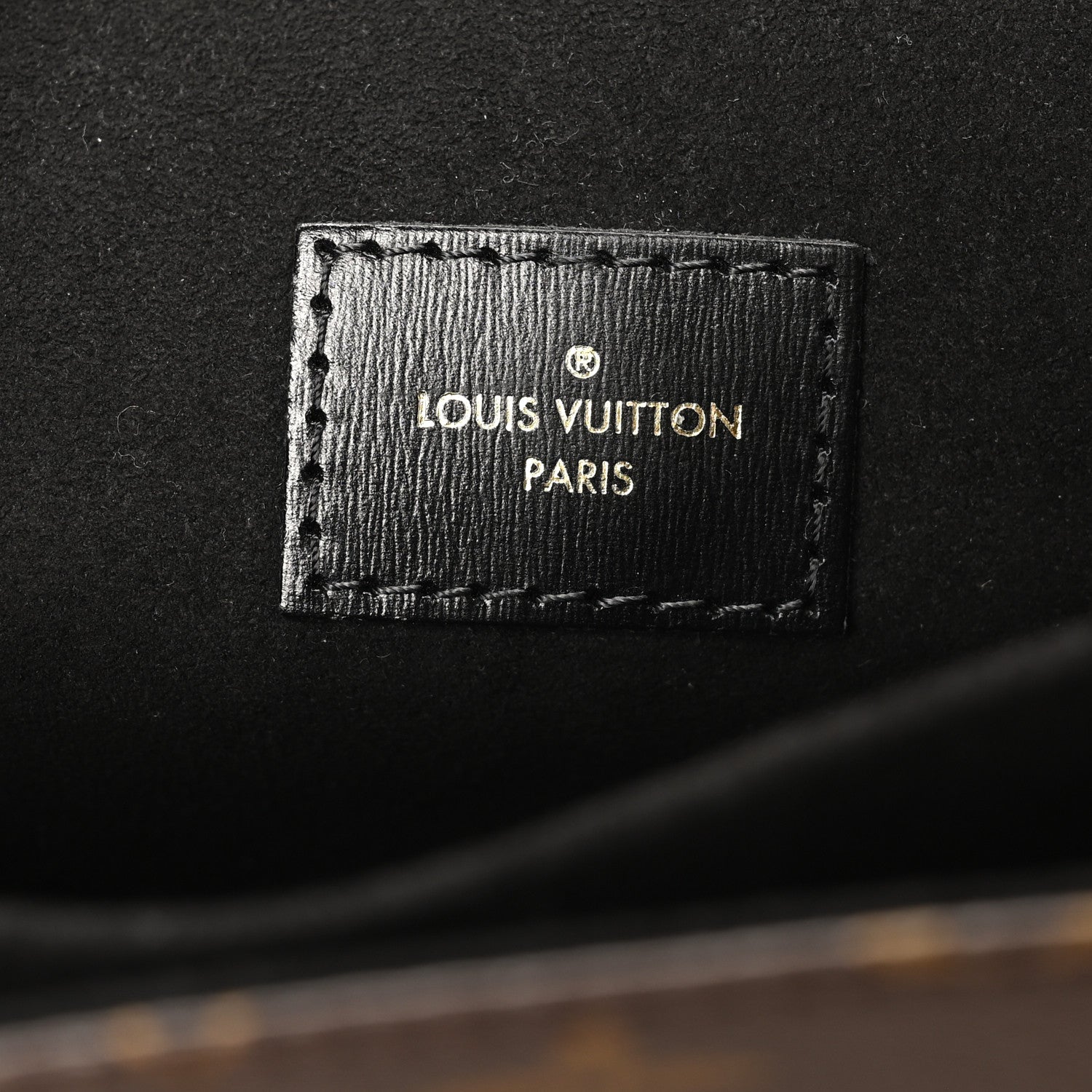 Reverse Monogram Pochette Metis