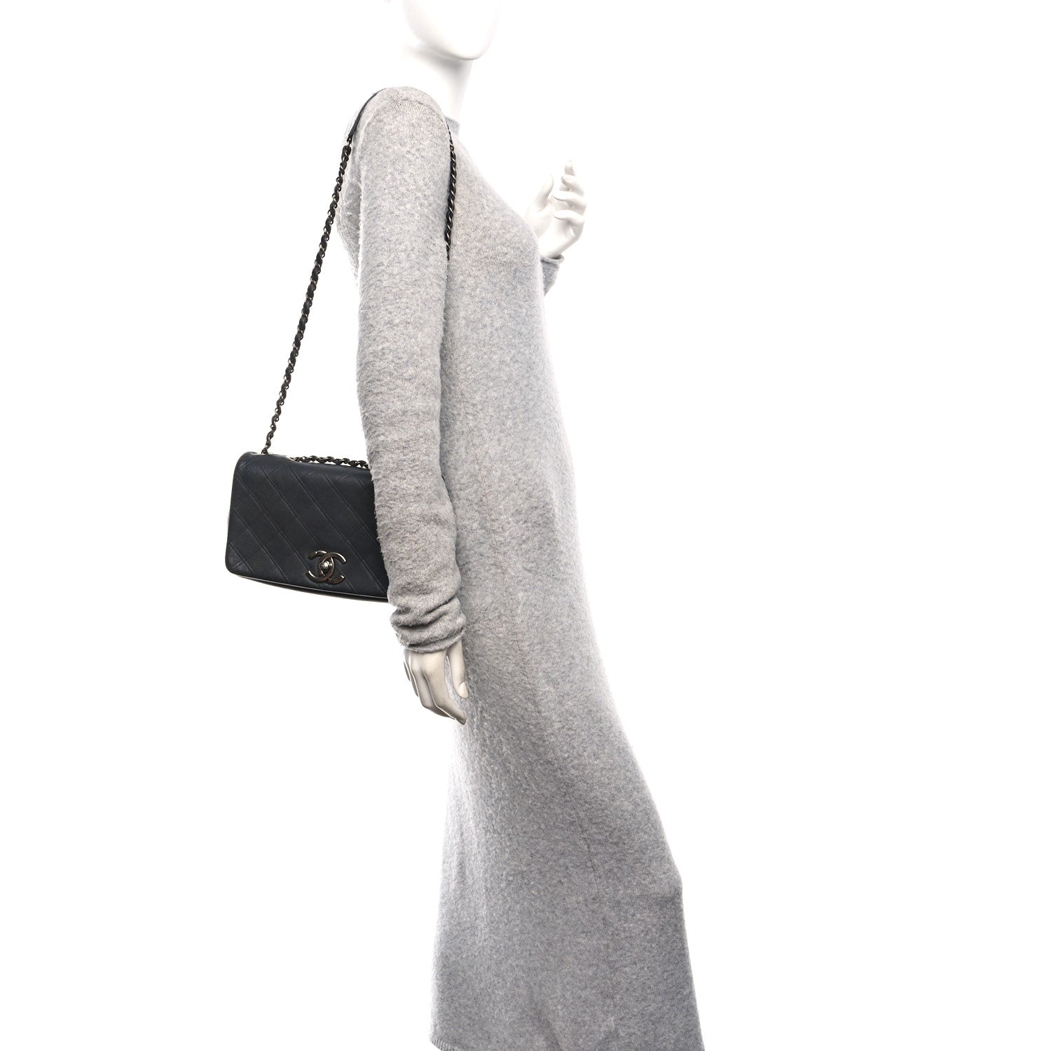 Calfskin Diamond Embossed Medium New Chic Flap Dark Grey