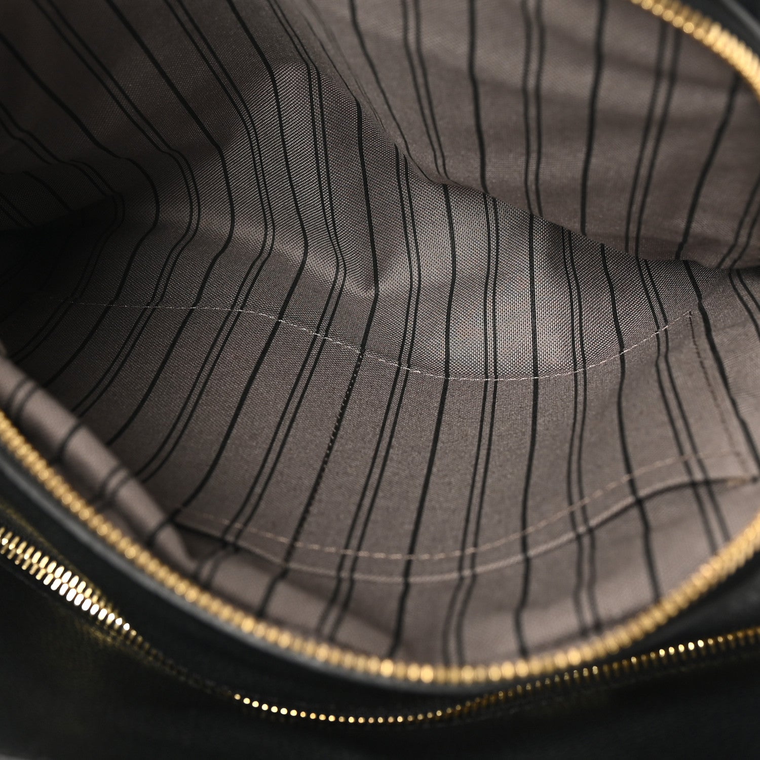 Empreinte Marais MM Black