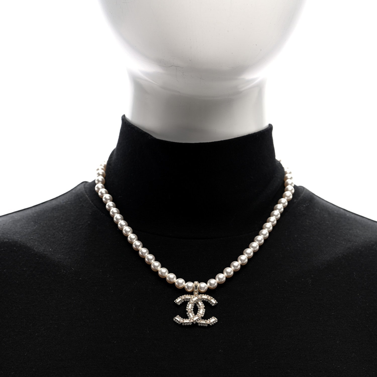 Pearl Crystal Baguette CC Short Necklace Gold
