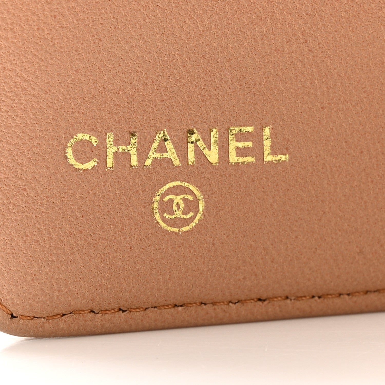 Lambskin Quilted Yen Wallet Beige