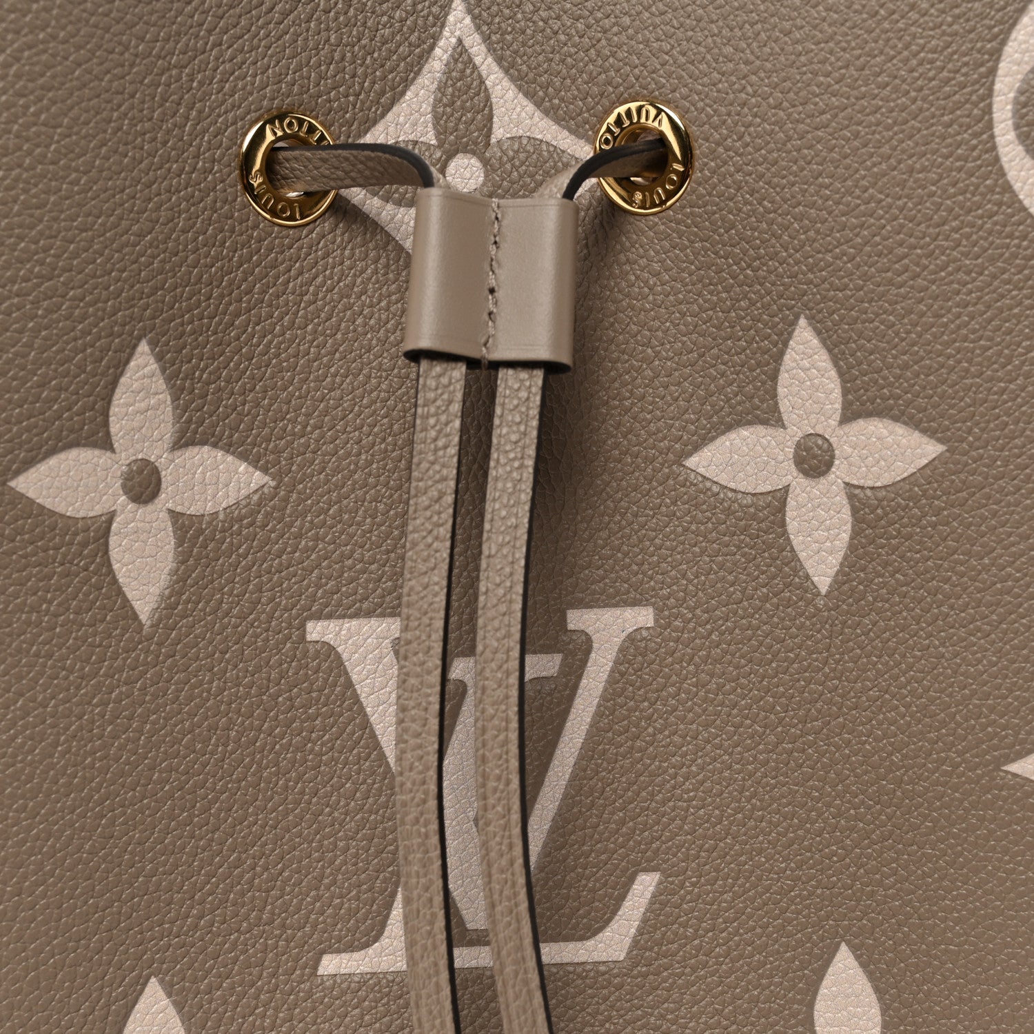 Empreinte Monogram Giant Neonoe MM Tourterelle Creme