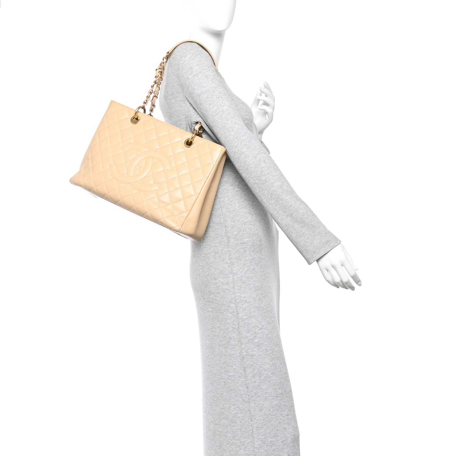 Caviar Quilted Grand Shopping Tote GST Beige Clair
