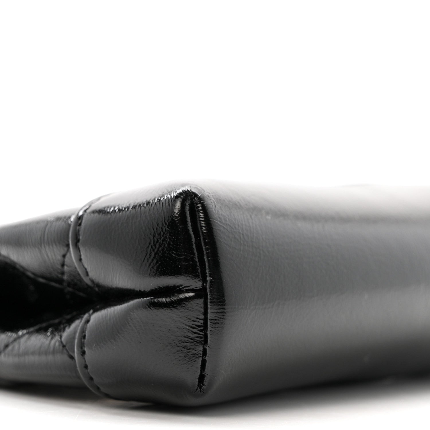 Shiny Lambskin Quilted Micro 31 Clutch With Chain Black