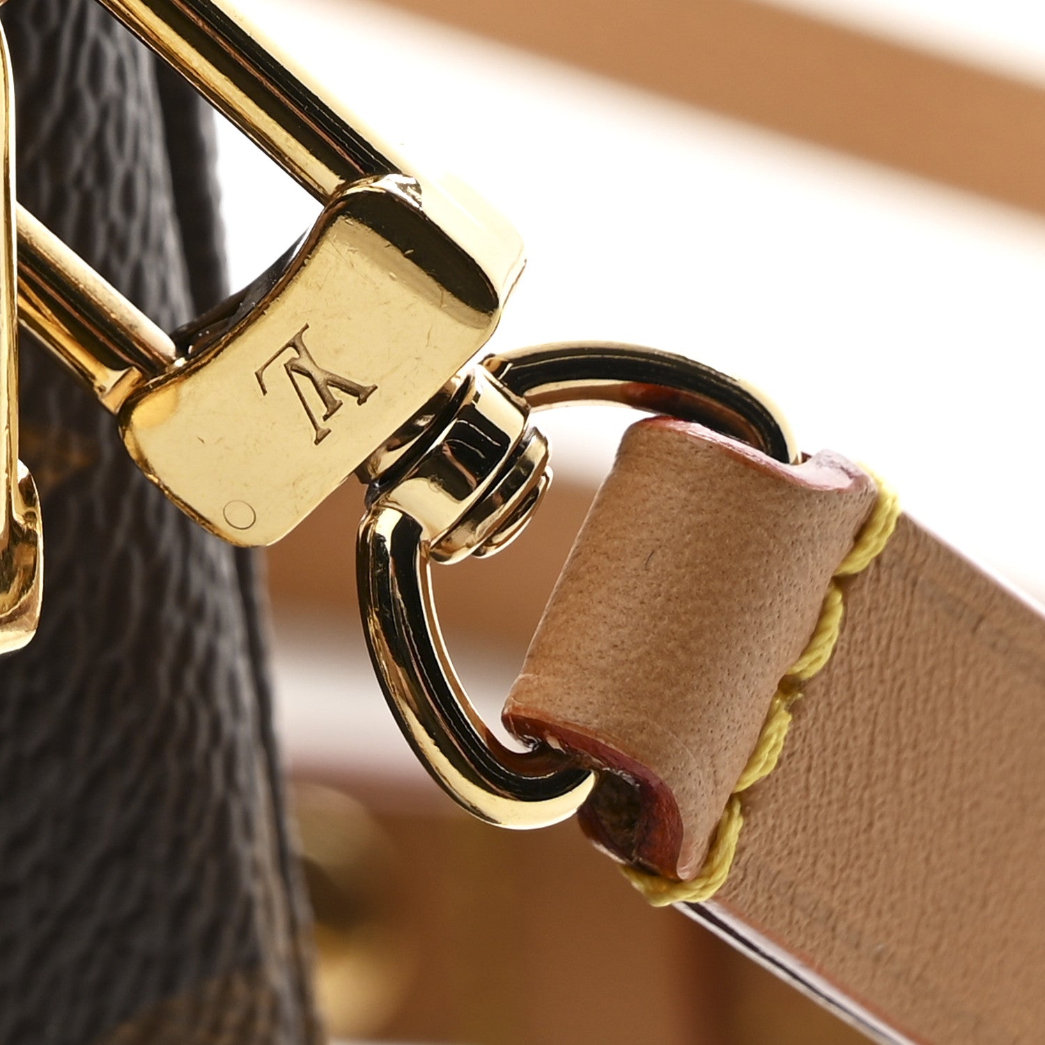 Monogram Ivy Wallet On Chain